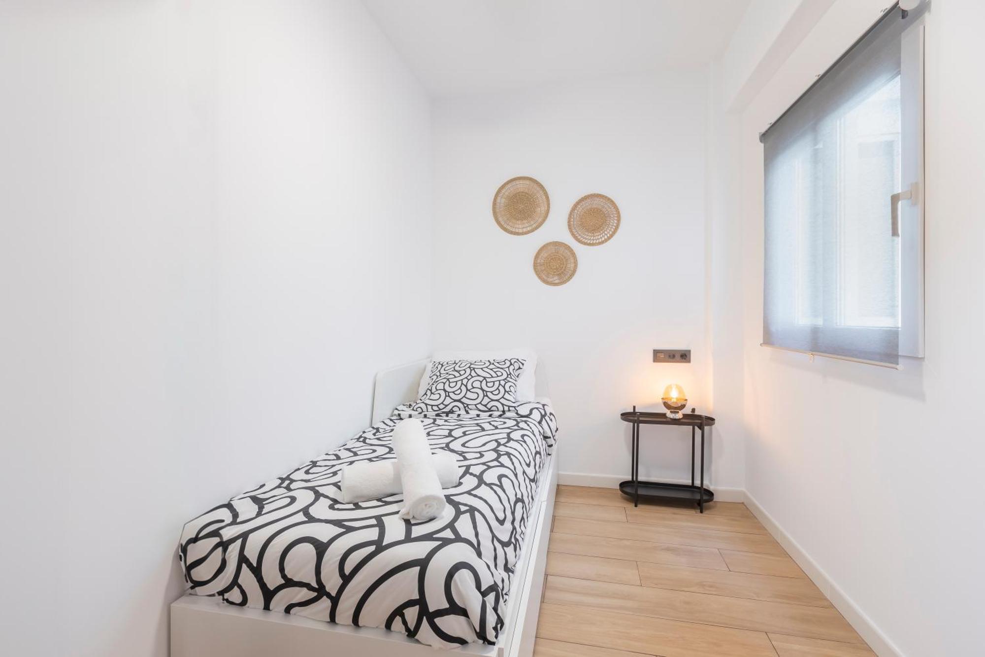Fully Renovated Apartment In The Heart Of Fuengirola, 2 Min Walk To The Beach Exterior photo