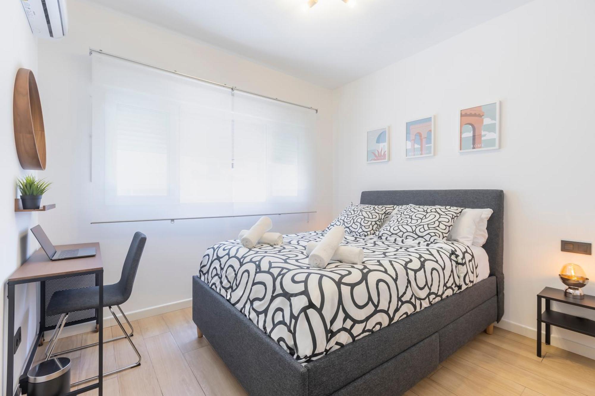 Fully Renovated Apartment In The Heart Of Fuengirola, 2 Min Walk To The Beach Exterior photo