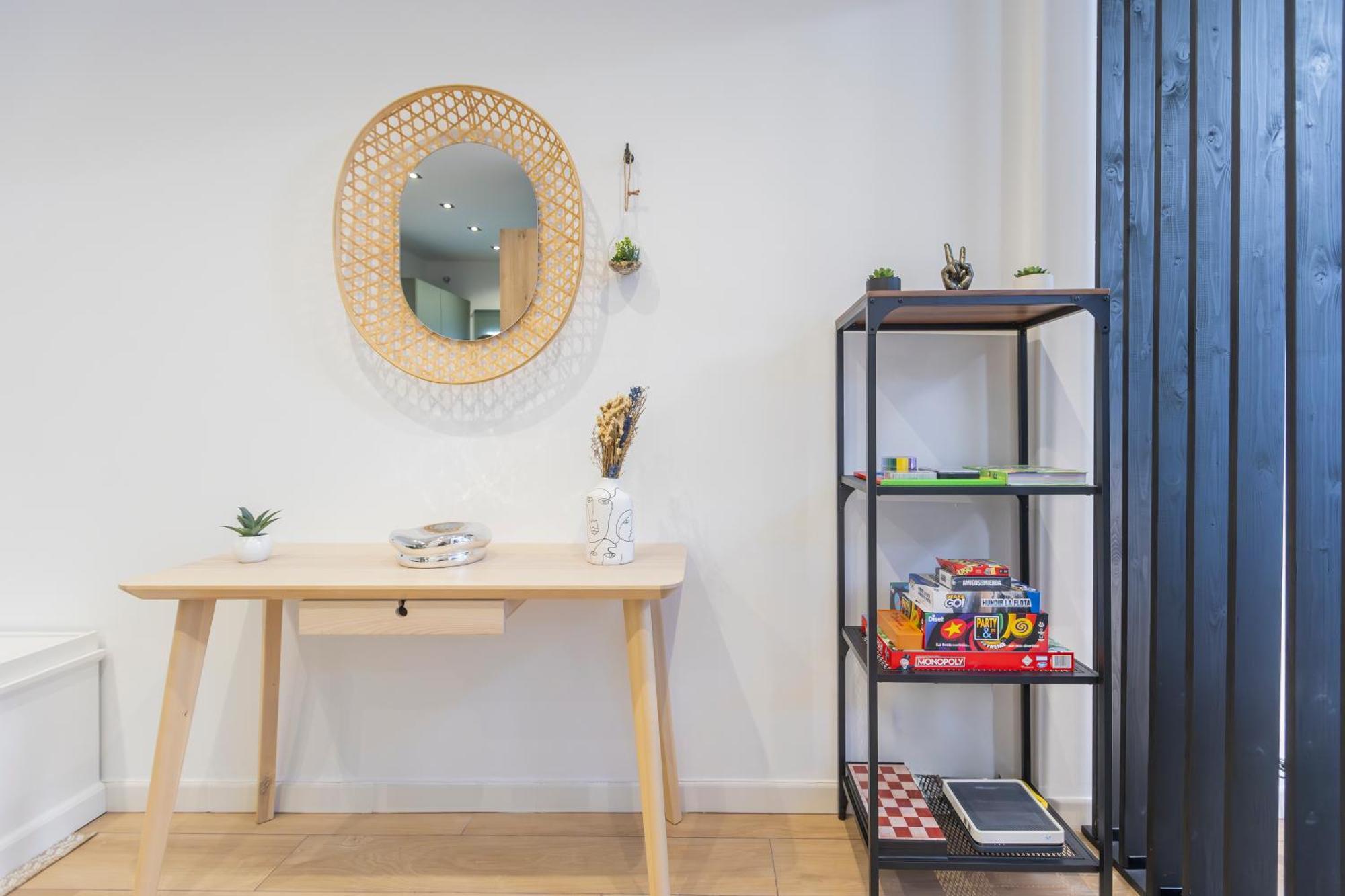 Fully Renovated Apartment In The Heart Of Fuengirola, 2 Min Walk To The Beach Exterior photo
