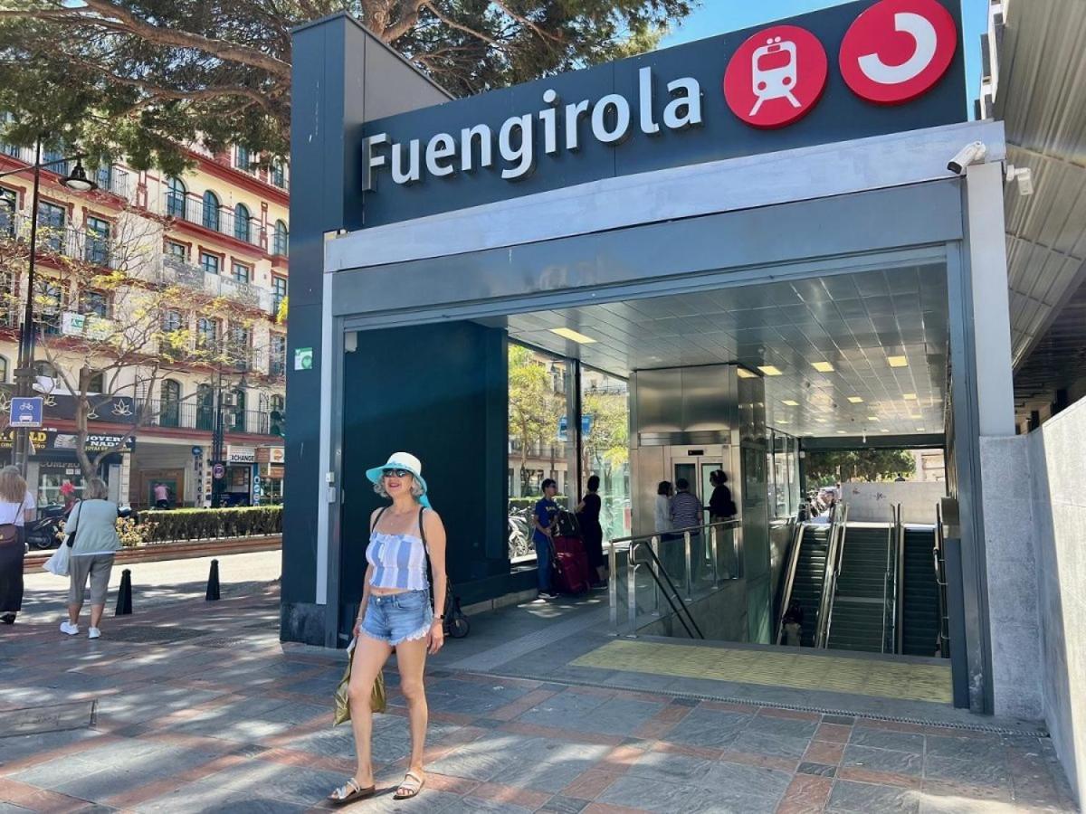 Fully Renovated Apartment In The Heart Of Fuengirola, 2 Min Walk To The Beach Exterior photo