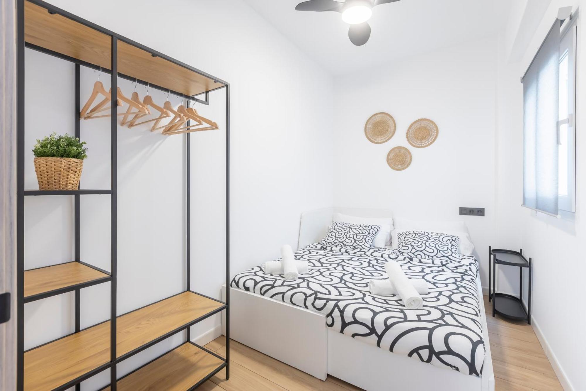 Fully Renovated Apartment In The Heart Of Fuengirola, 2 Min Walk To The Beach Exterior photo
